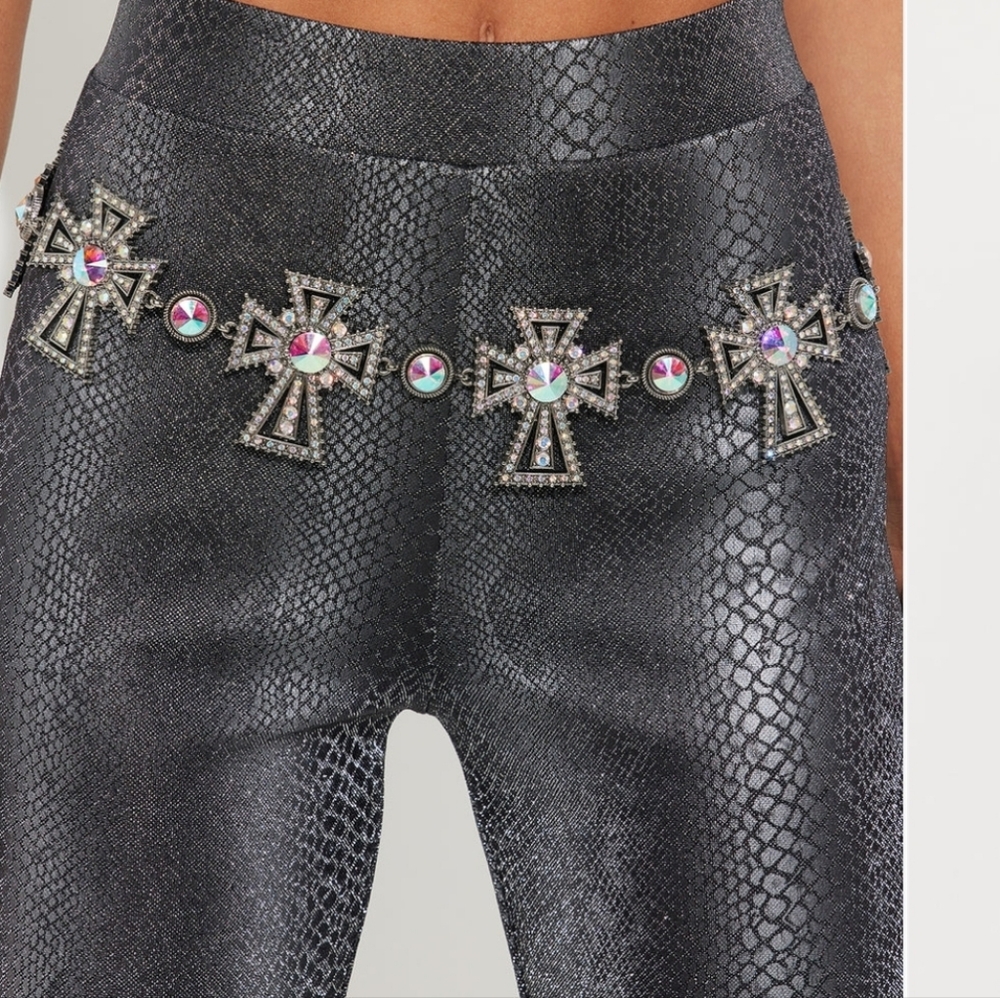 Cross Your Mind Rhinestone Chain